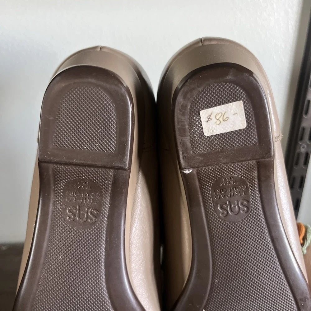 SAS Wedge Shoes 7 Leather Slip On Loafer Tripod Comfort Tan Barely Worn READ